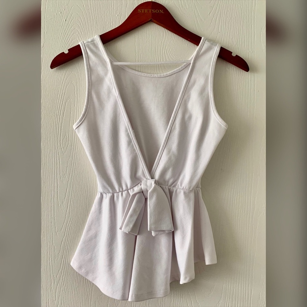 White shirt with cute back